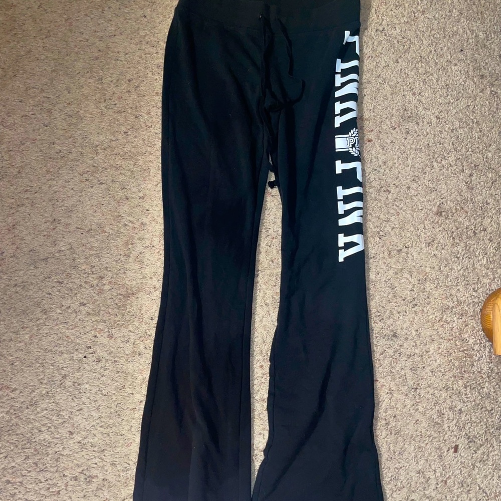 PINK VICTORIAS SECRET sweatpants